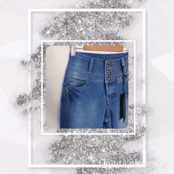 High Rise Jeans - Picture 1 of 6